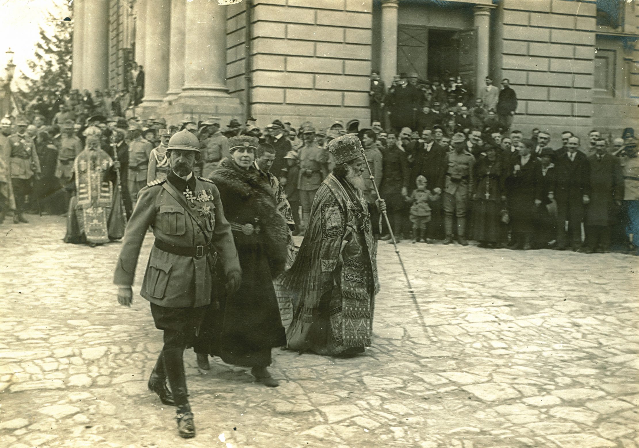 King Ferdinand and Queen Maria participate in the Bessarabian union celebration. Iasi, March 30, 1918 (ANR)