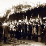 31 decembrie 1918, primirea generalului Henri Berthelot, șeful Misiunii Militare Franceze în gara Alba Iulia, în fața oficialităților